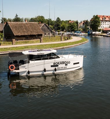 Czarter jachtu Futura 36