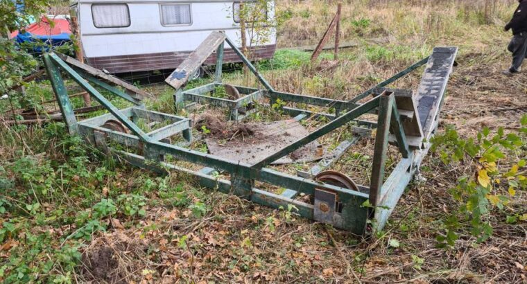 Wózek slipowy z wyciągarką
