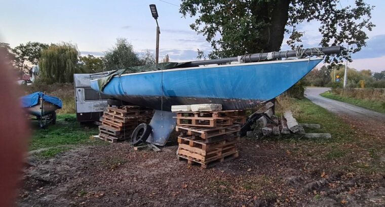 Łódź żaglowa Soling