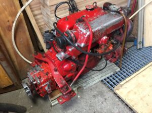 Silnik stacjonarny Renault 688 kompletny z oprzyrządowaniem