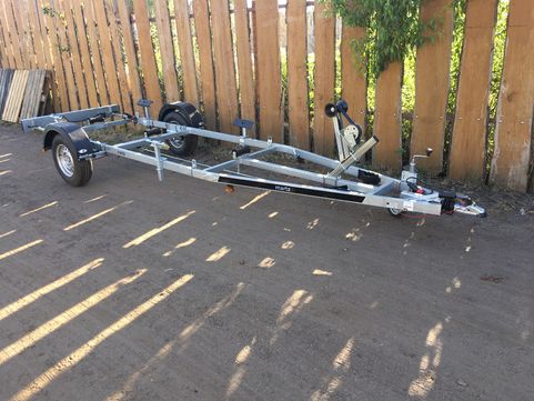 Przyczepa podłodziowa 5,8m 1000DMC MARTZ/TEMARED YACHT