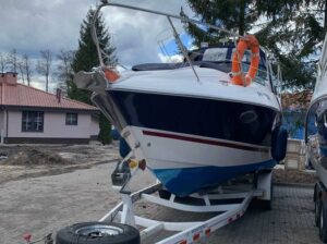 Jacht motorowy Doral Prestancja (280 SE) rok 2008, Stan bard