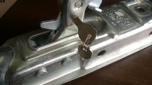 Wkładka zamka zaczepu kulowego przyczepy zabezpieczenie
