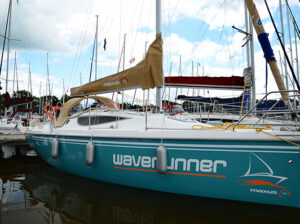 Czarter jachtu Maxus 28 “Waverunner”
