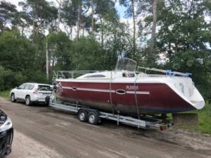 Transport jachtów – łodzi – naprawy – zimowanie duży plac