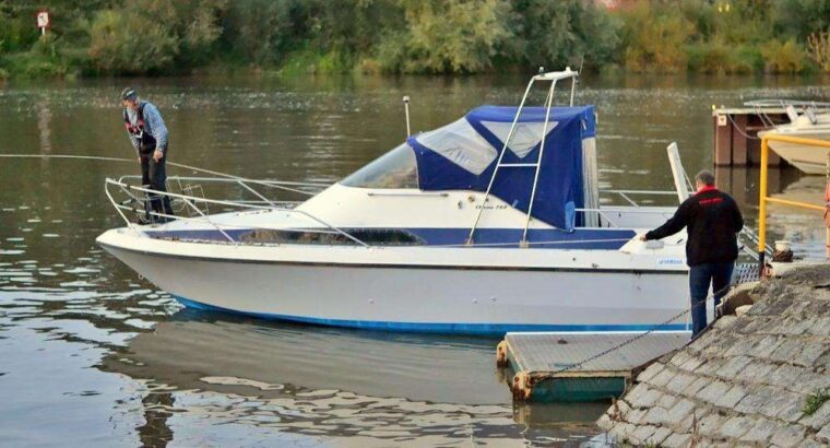 Łódź Motorowa Arcoa760 Jacht kabinowy pełnomorski kadłub