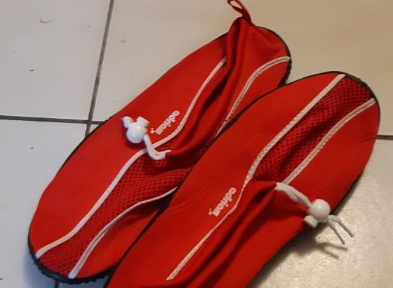 Sprzedam buty do nurkowania bądź na jacht