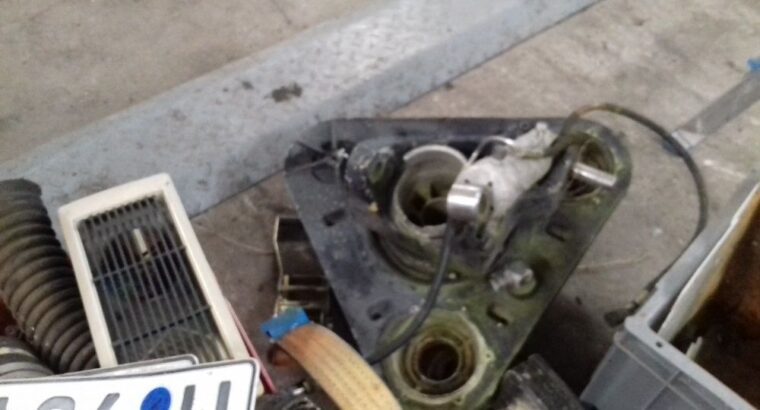 Części do silnika Mercruiser Force 125 L-Drive blok pompa