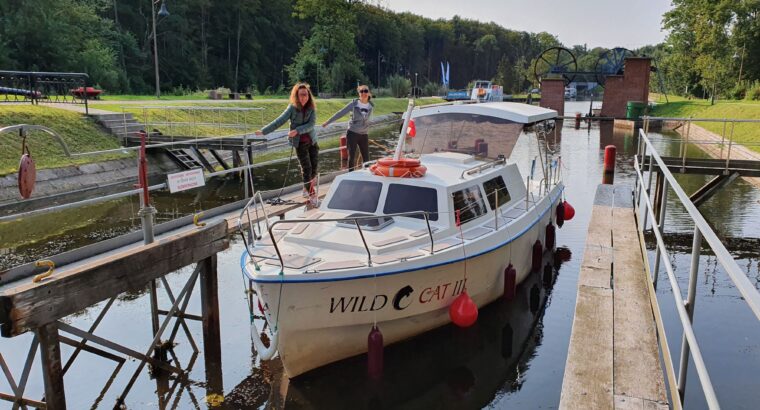 Jacht Weekend 820 na Pętli Żuławskiej