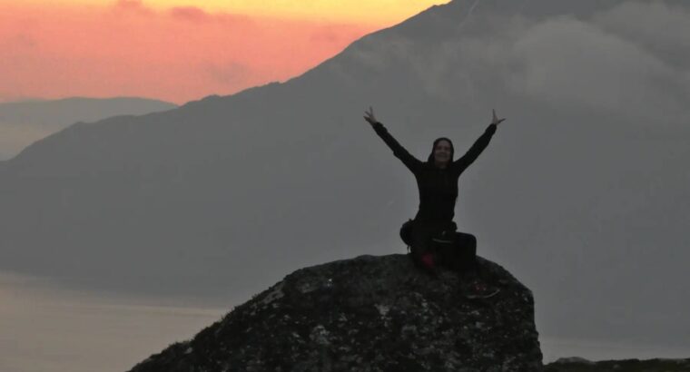 Trekking- Zorza- Wieloryby