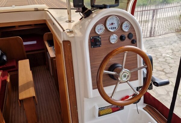 River Boat 26