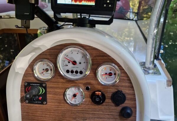 River Boat 26