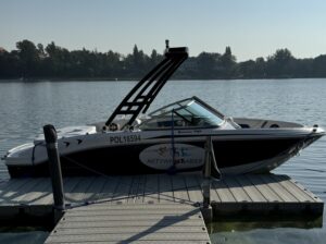 Chaparral 18 H2O